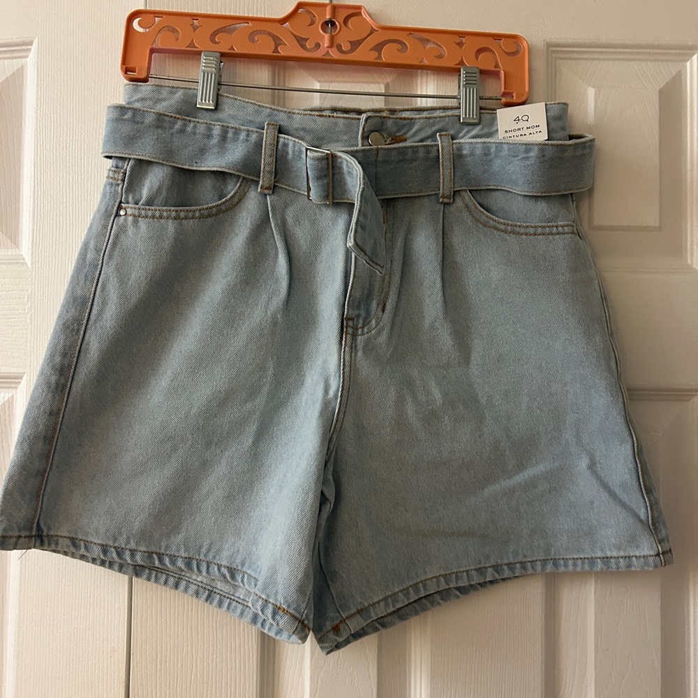 NWT Marfinno Light Wash Denim Jeans Women's Size 40 US 8 jorts